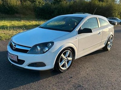 Opel Astra GTC