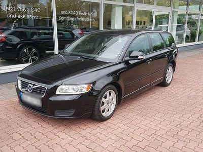 Gebraucht Volvo V50 106 PS (77 kW) 2010 Schwarz Kombi
