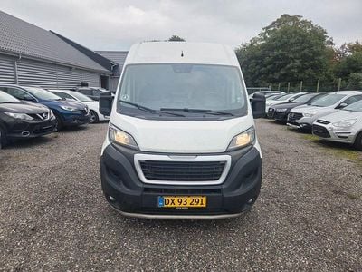 Gebraucht Peugeot Boxer 165 PS (121 kW) 2021 Weiß Van