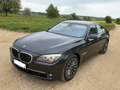 Gebraucht BMW 750 408 PS (300 kW) 2008 Grau Limousine