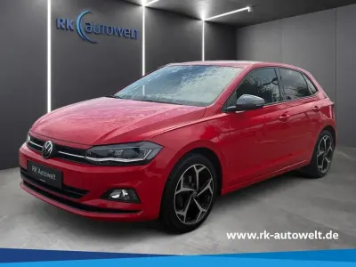 Gebraucht VW Polo Beats 95 PS (69 kW) 2021 Flashrot Kleinwagen