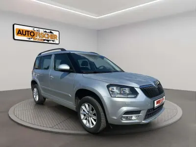Gebraucht Skoda Yeti Ambition 110 PS (80 kW) 2015 Stribrna brilliant/ brilliants SUV