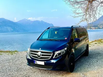 Gebraucht Mercedes V220 Edition 163 PS (119 kW) 2016 Van / Kleinbus