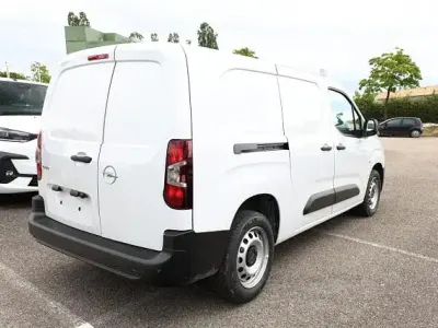 Neu Opel Combo S 131 PS (96 kW) 2026 Kaolin weiss kaolin weiss Van / Kleinbus