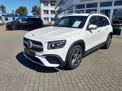 Weiß Gebraucht 2022 Mercedes GLB200 AMG line SUV | 35.990 € (Fairer Preis)
