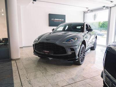 Aston Martin DBX 707