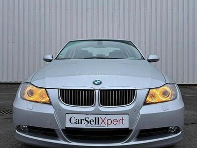 Silber Gebraucht 2006 BMW 325 Limousine | 8.790 €