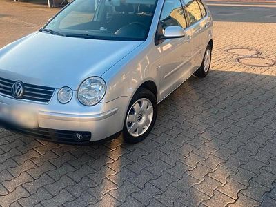 Gebraucht VW Polo 75 PS (55 kW) 2003 Silber Kleinwagen