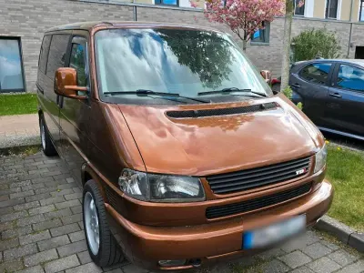 Gebraucht VW Multivan 102 PS (75 kW) 1998 Braun Van / Kleinbus