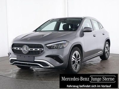 Grau Gebraucht 2024 Mercedes GLA200 Advanced SUV | 35.900 € (Guter Preis)