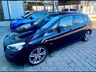 Gebraucht BMW 218 Active Tourer Sport Line 150 PS (110 kW) 2017 Schwarz Van / Kleinbus