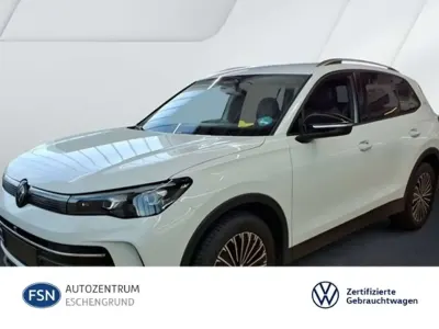 Gebraucht VW Tiguan Goal 150 PS (110 kW) 2025 Pure white SUV