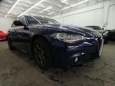 Usata Alfa Romeo Giulia Super 150 CV (110 kW) 2017 Blu Berlina