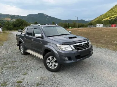 Gebraucht Toyota HiLux 144 PS (105 kW) 2013 Grau Pickup