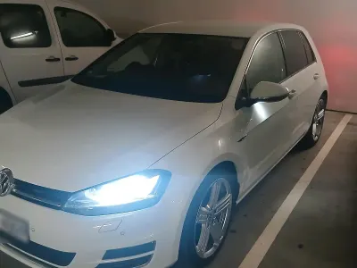 Gebraucht VW Golf VII 150 PS (110 kW) 2016 Weiß Limousine