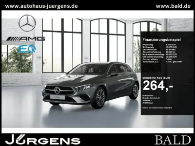 Używany Mercedes A180 Progressive 136 KM (100 kW) 2025 Szary Sedan/Limuzyna