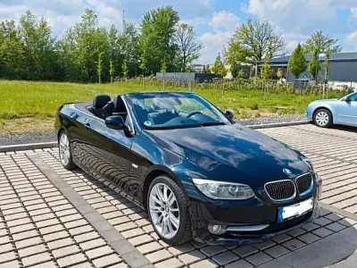 Gebraucht BMW 318 Cabriolet M Sport 143 PS (105 kW) 2010 Schwarz Cabrio