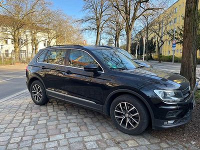 Second-hand VW Tiguan Comfortline 150 CP (110 kW) 2017 Negru SUV