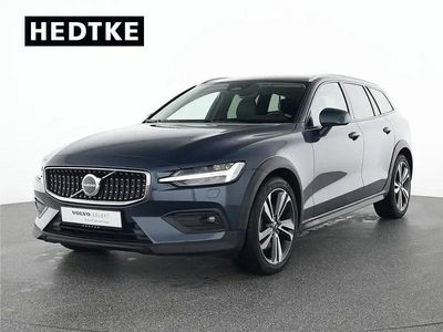 Usata Volvo V60 CC Plus 197 CV (144 kW) 2023 Blu Station wagon