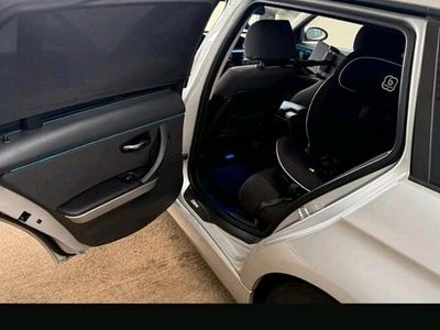 Silber Gebraucht 2005 BMW 320 Comfort Edition Kombi | 3.800 €