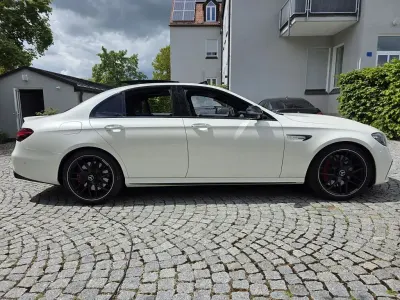 Gebraucht Mercedes E63S AMG AMG 612 PS (450 kW) 2021 Weiß Limousine