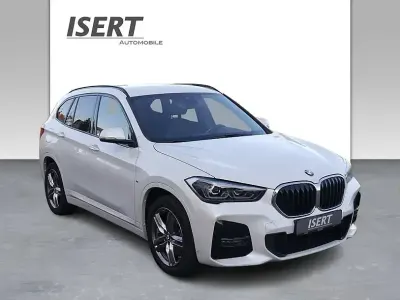 Gebraucht BMW X1 Sport Line 190 PS (139 kW) 2022 Weiß SUV