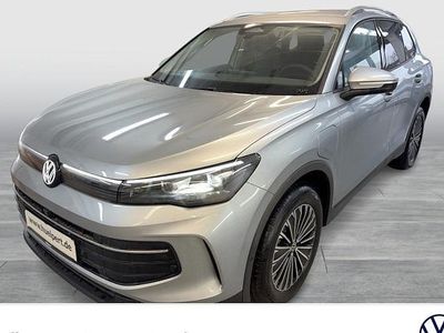 Neu VW Tiguan Life 204 PS (150 kW) 2026 Silber SUV