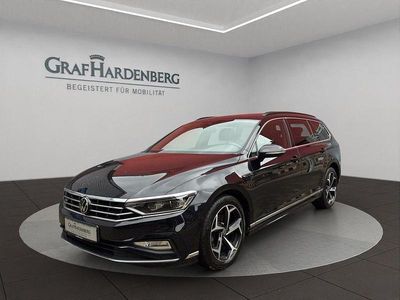 Second-hand VW Passat R-line 200 CP (147 kW) 2023 Negru Break