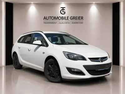 Gebraucht Opel Astra 115 PS (84 kW) 2014 Weiß Kombi