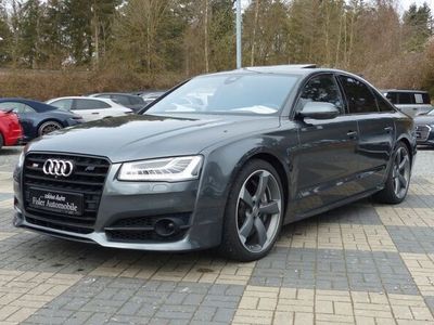 Audi S8 plus