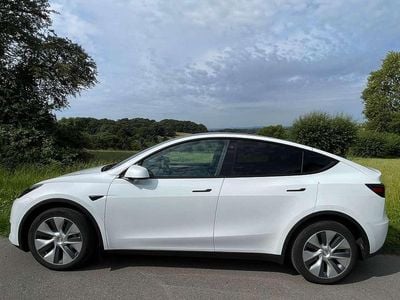 Weiß Gebraucht 2022 Tesla Model Y SUV | 41.000 € (Teuer)
