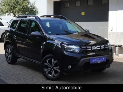 Gebraucht Dacia Duster Journey 150 PS (110 kW) 2023 Perlmuttschwarz SUV