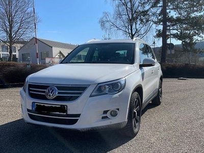 Weiß Gebraucht 2010 VW Tiguan Sportline SUV | 7.799 € (Fairer Preis)
