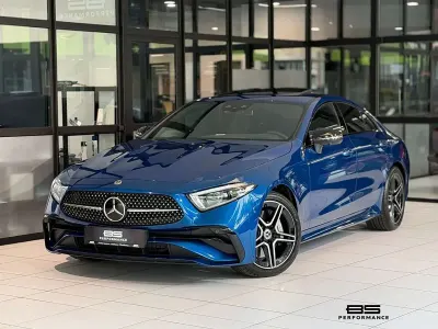 Używany Mercedes CLS300 AMG 265 KM (194 kW) 2023 Niebieski Sedan/Limuzyna