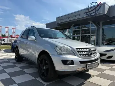 Gebraucht Mercedes ML420 306 PS (225 kW) 2007 Silber SUV