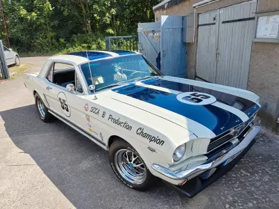 Gebraucht Ford Mustang 220 PS (161 kW) 1965 Weiß