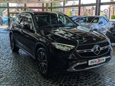 Gebraucht Mercedes GLC220 220 PS (161 kW) 2023 Obsidianschwarz  metallic SUV