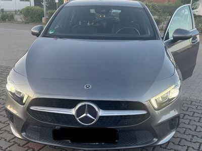 Mercedes A200