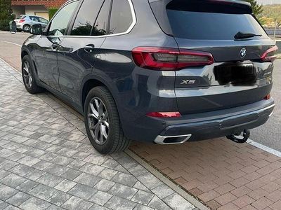 Gebraucht BMW X5 Sport Line 265 PS (194 kW) 2019 Grau SUV