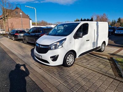 Weiß Gebraucht 2019 Opel Vivaro Van / Kleinbus | 9.490 € (Superpreis)