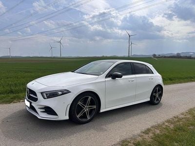 Second-hand Mercedes A250 224 CP (164 kW) 2019 Negru Berlinǎ