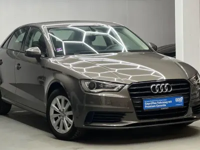 Gebraucht Audi A3 Attraction 110 PS (80 kW) 2014 Grau Limousine