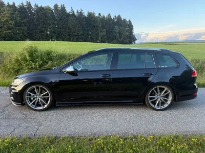 Gebraucht VW Golf VII R 310 PS (228 kW) 2017 Schwarz Kombi