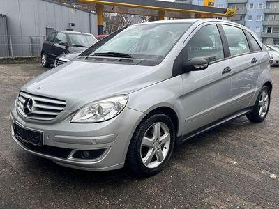 Gebraucht Mercedes B200 136 PS (100 kW) 2006 Silber Van / Kleinbus