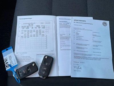 Gebraucht VW Golf VI Trendline 80 PS (58 kW) 2011 Shadow blue Kleinwagen