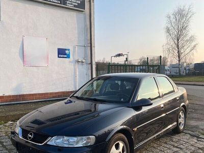 gebraucht Opel Vectra B 1.8 Automatik, Klima, TÜV Neu