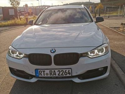 Gebraucht BMW 330 258 PS (189 kW) 2012 Weiß Kombi