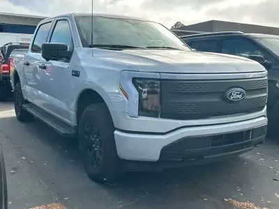 Gebraucht Ford F-150 XLT 336 kW (458 PS) 2025 Weiß Pickup