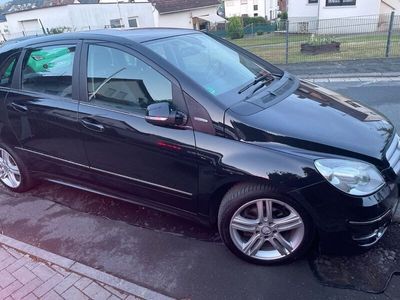 Mercedes B160