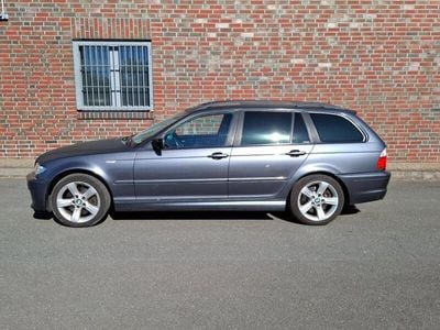 BMW 330